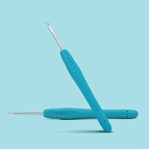 The Woobles Buster the Labrador Crochet Hook